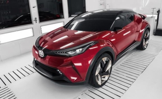 Toyota CH-R поступит на рынок США весной 2017 года